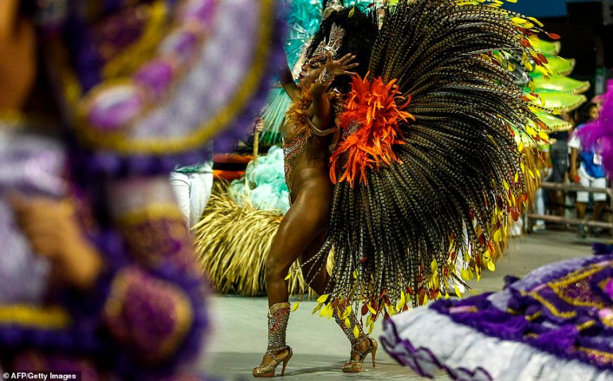 The Experience of Being a Woman in São Paulo During Carnaval